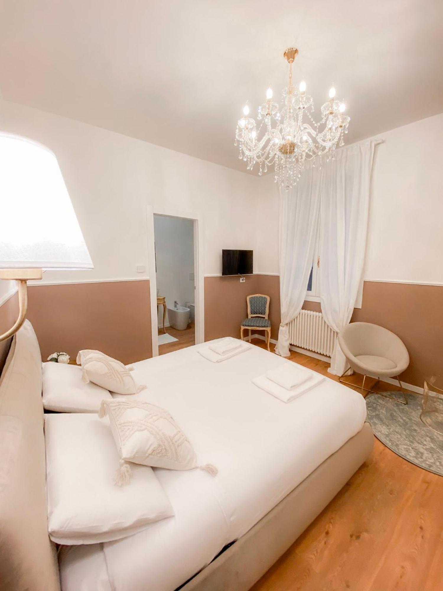 San Polo Luxury Suites In Venetië Buitenkant foto